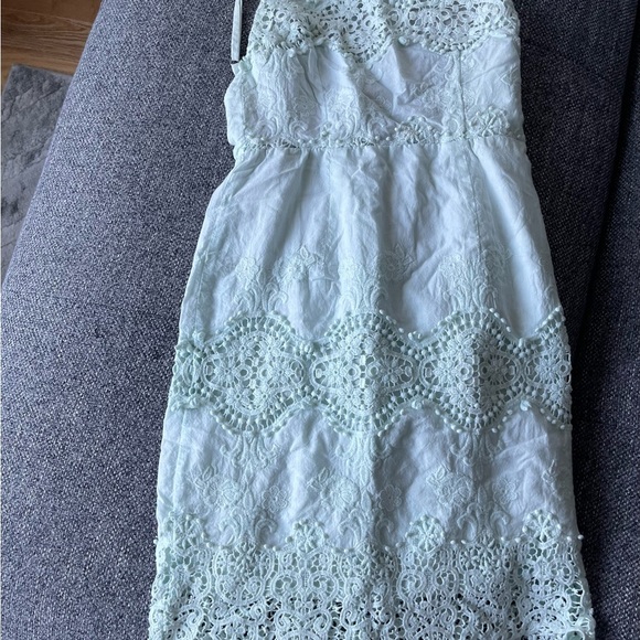 Mint green backless mini dress
Brand: from 1861 (boutique in MTL)
Size fit XS/S - Picture 4 of 11